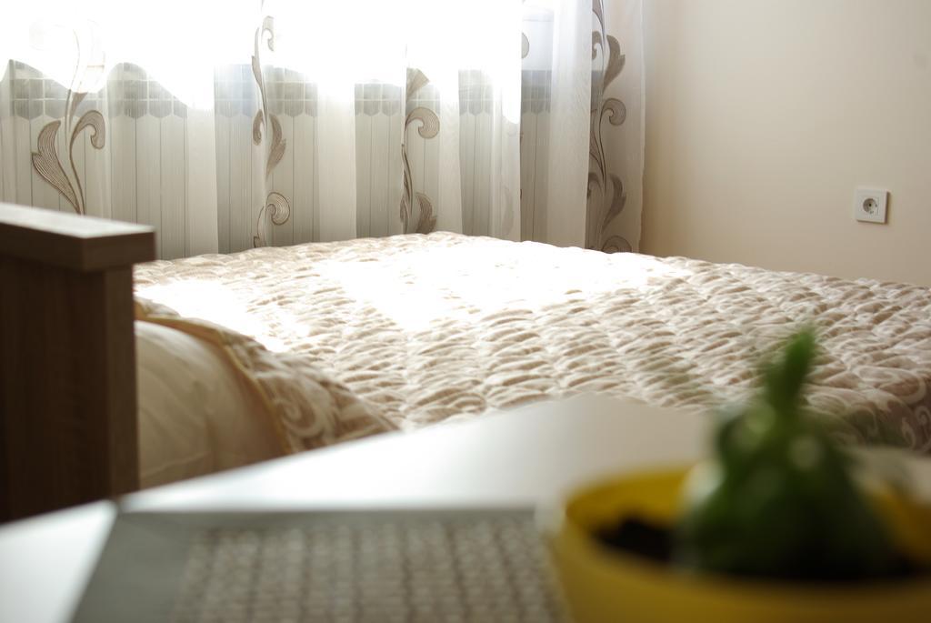 Square Studio Apartment Ni Exterior foto
